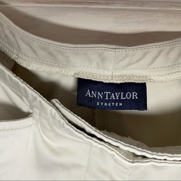 Ann Taylor High-Waisted Vintage Light Khaki Shorts - Picture 4 of 7